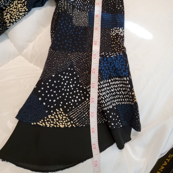 Westbound Multi Graphic Tunic Top - Picture 6 of 9